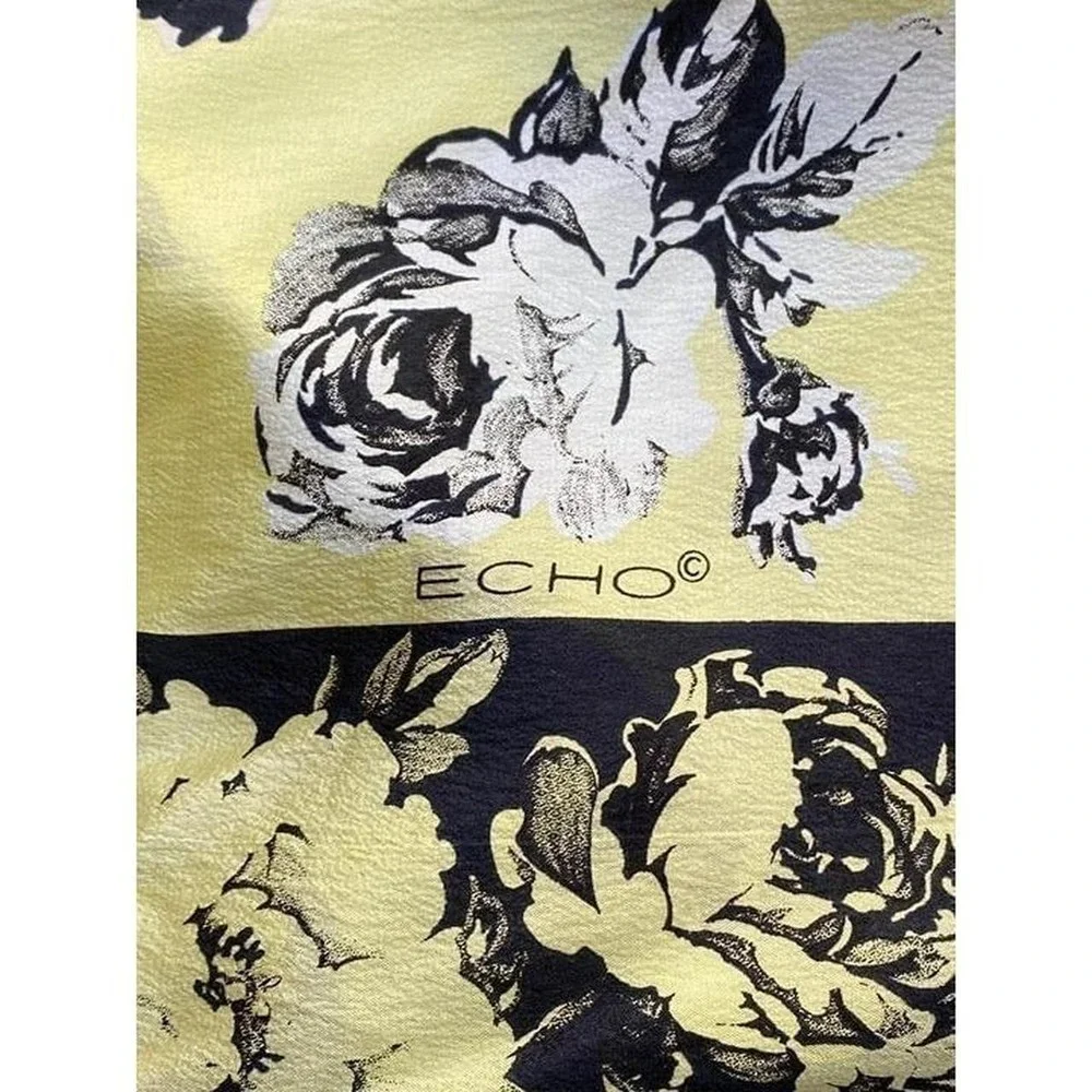 Echo Silky Scarf Square 33